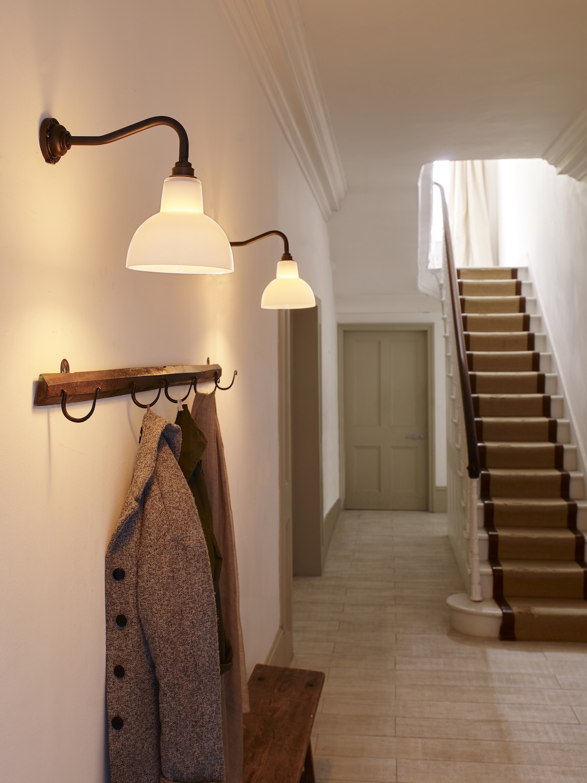 11 Lovely Hallway Lighting Ideas to Brighten your Home