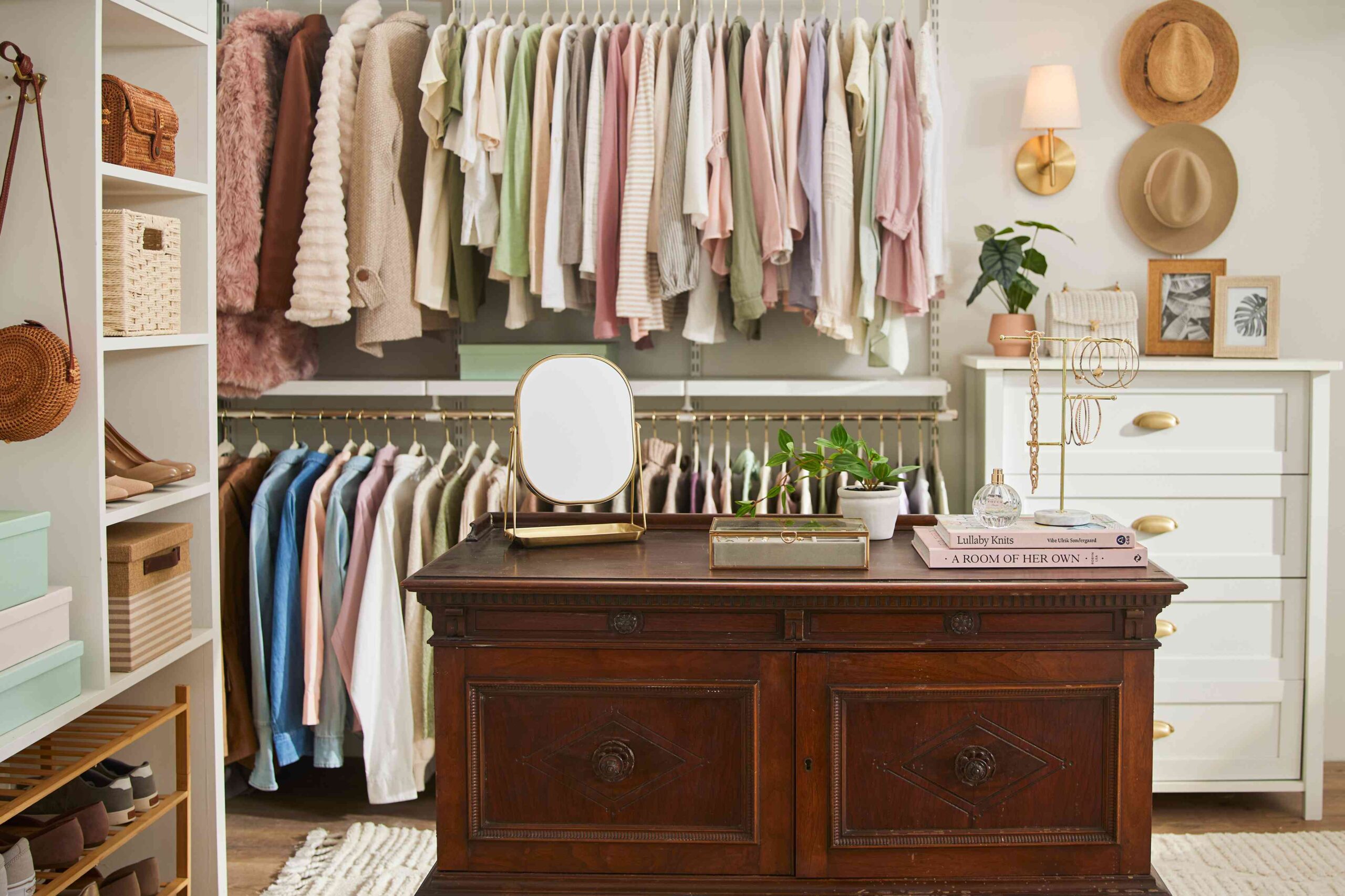 23 Closet Island Ideas Chances are you’ll Must Set Up Your self