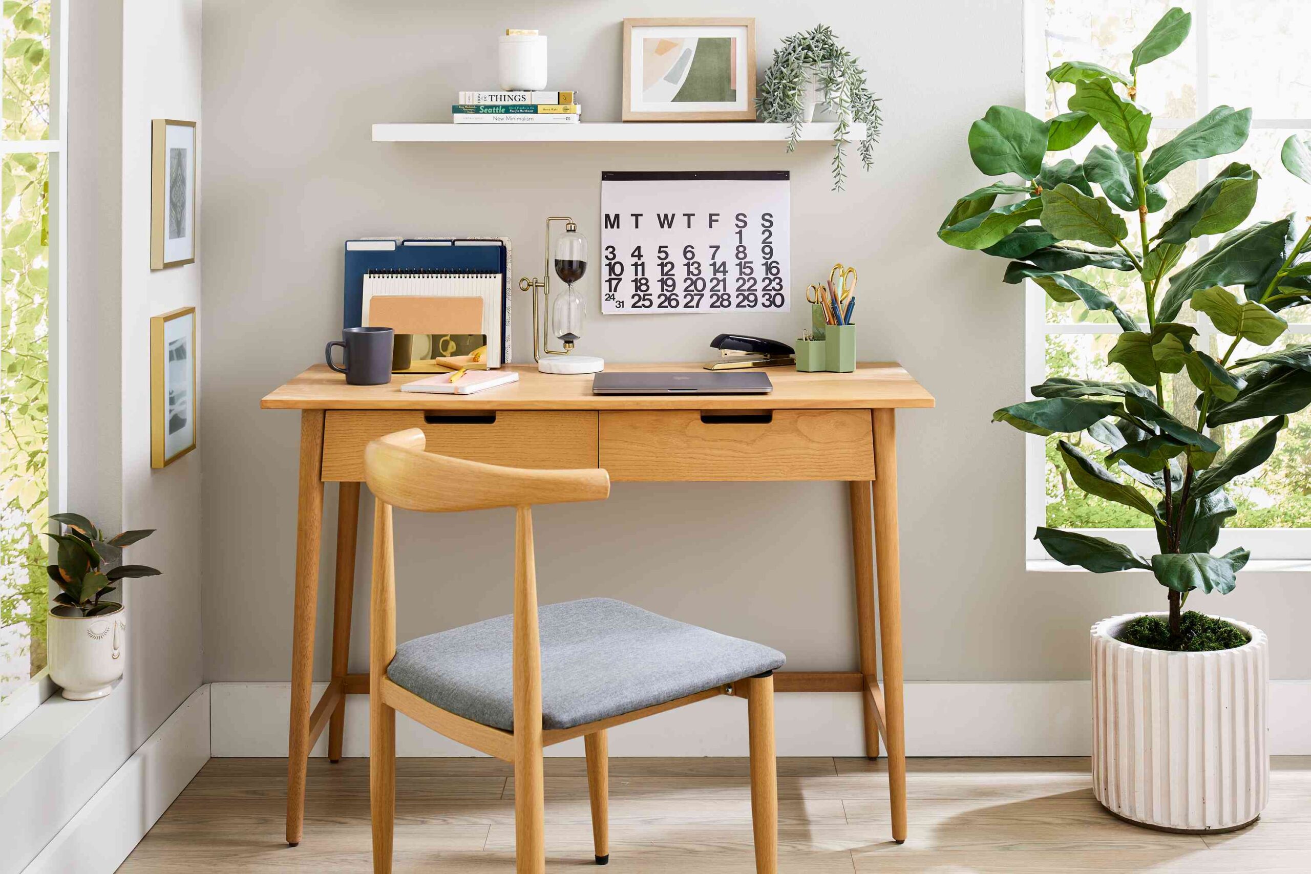 35 Best Desk Ideas for Small Areas